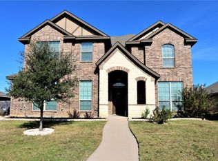 917 Grouse Rd, Glenn Heights, TX 75154