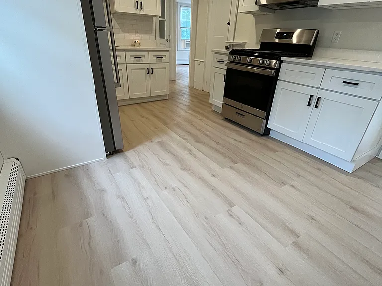 358-360 King St #B — Photo 9