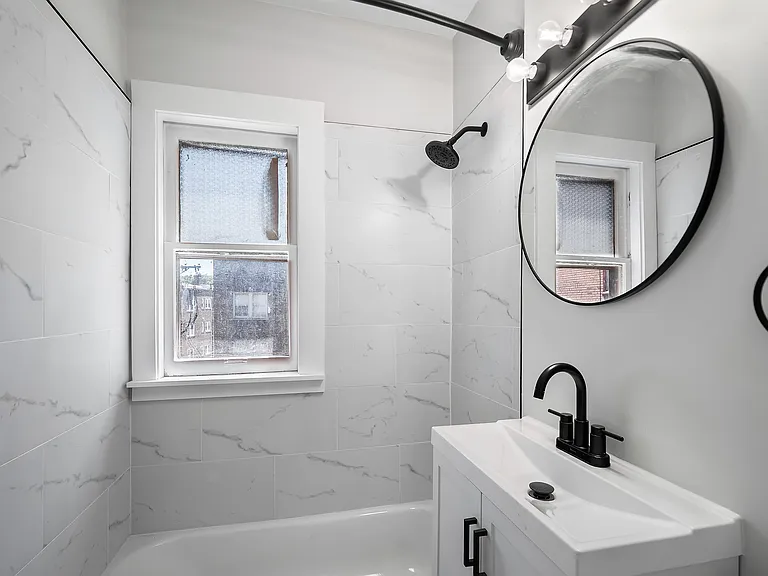 2373 Euclid Heights Blvd #4 — Photo 33