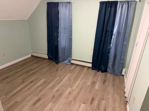 142-144 Easton St #3, Lawrence, MA 01843