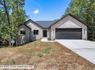 15 Cherhill Dr, Bella Vista, AR 72714