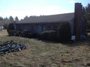 159 Center St, Plympton, MA 02367