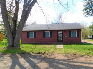 214 E 7th St S, Ladysmith, WI 54848