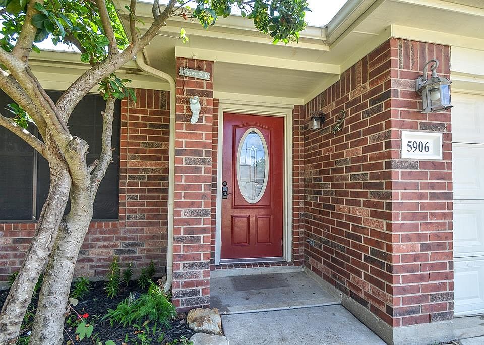 1st image of 5906 Copinsay Dr
