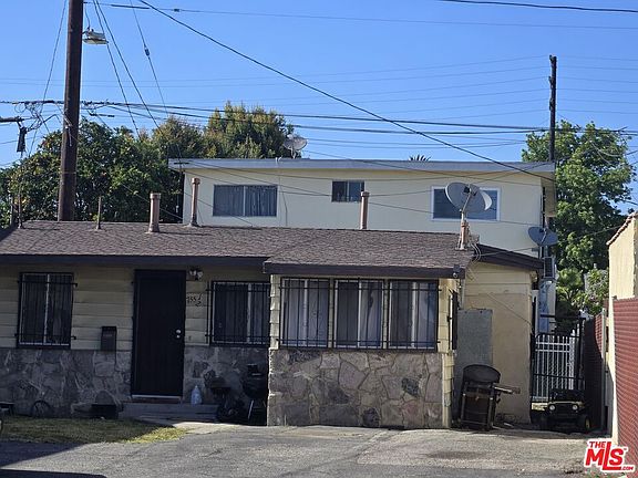4th image of 755 E 85th St