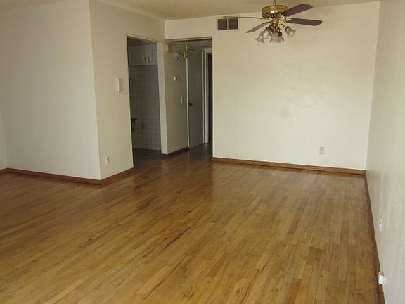 2nd image of 8221 Langdon Ave Unit 111