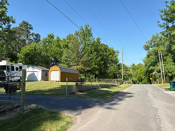 5th image of 539 Davis Rd