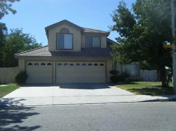 37757 49th St E, Palmdale, CA 93552