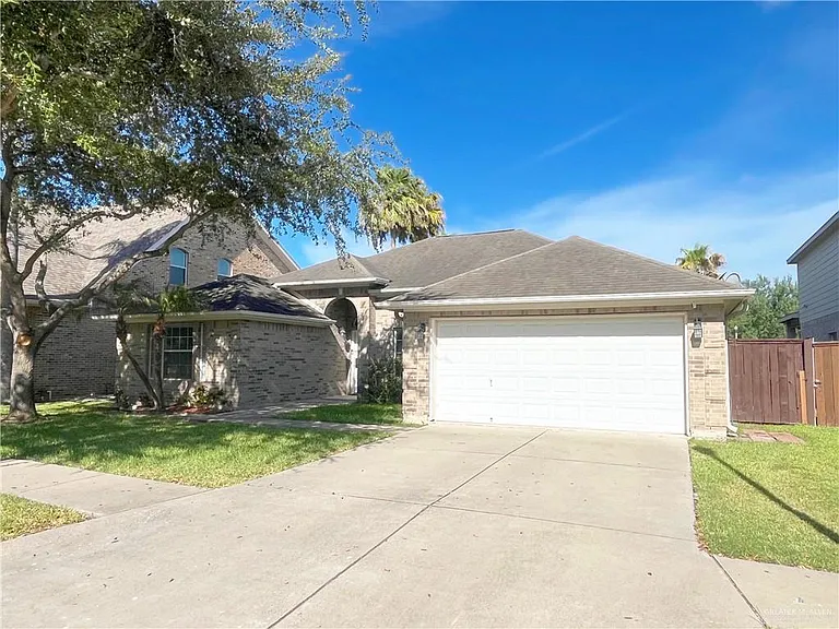 3304 Santa Olivia St — Photo 2
