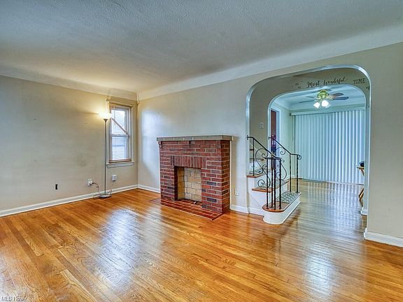 2nd image of 3649 W 120th St
