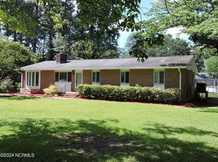 5004 Trent Woods Dr, Trent Woods, NC 28562