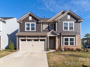 11104 Godwit Ln, Charlotte, NC 28278