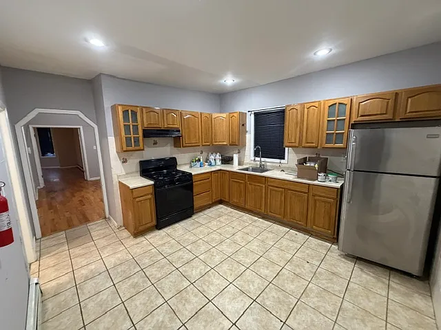 149 Fairmount Ave #1