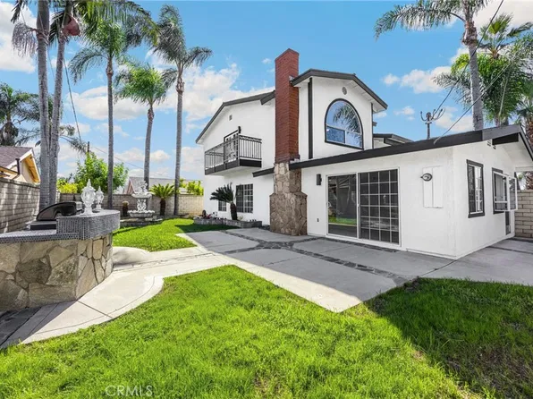 2300 E Whittier Ave, La Habra, CA 90631