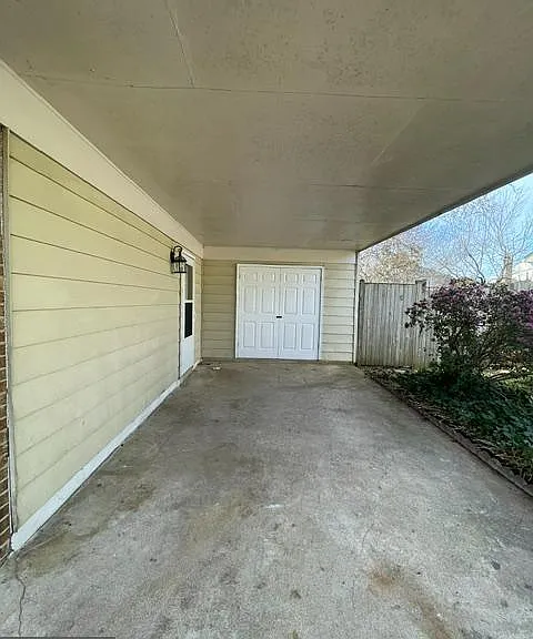 6918 Lodestone Ct — Photo 4