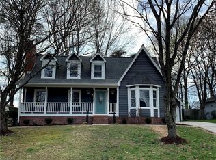 2603 Mackinaw Dr, Greensboro, NC 27455