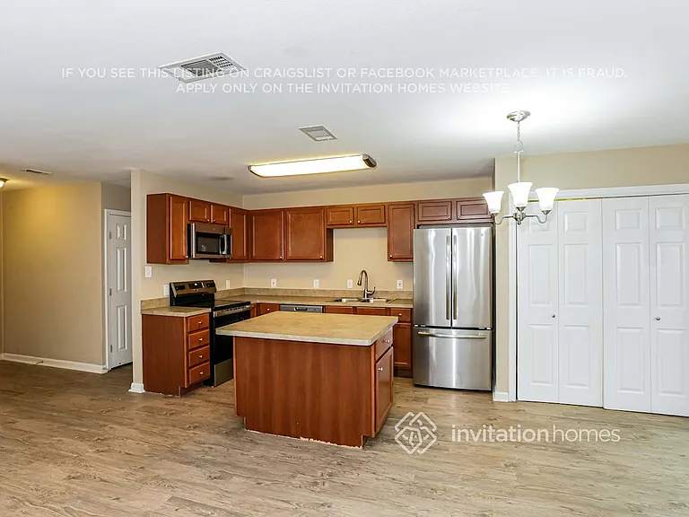 2308 Tallowood Ct — Photo 8