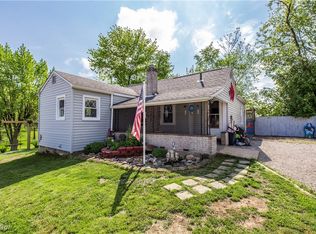 2229 41st St NW, Canton, OH 44709