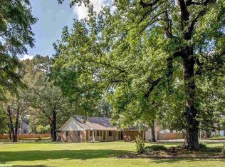 22 Whisperwood Ln, Cabot, AR 72023