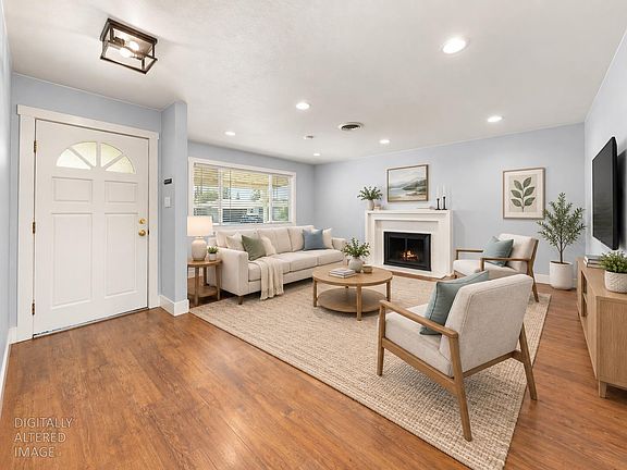 2nd image of 206 Dawnridge Rd