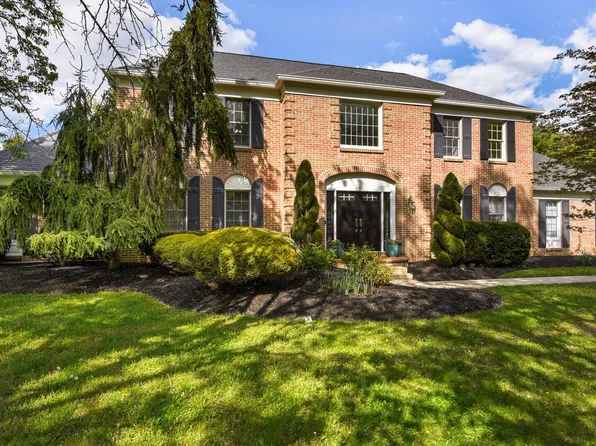 5 Norfolk Dr, Princeton Junction, NJ 08550