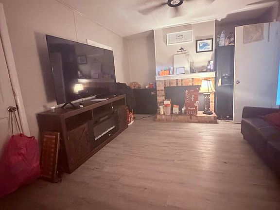 3rd image of 2103 W 13TH Street