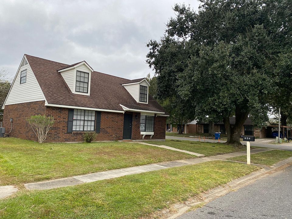 1st image of 319 Toulouse Dr