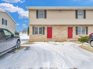 1505 N Hershey Rd #4, Bloomington, IL 61704