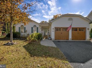 233 Yeoman Rd, Manahawkin, NJ 08050