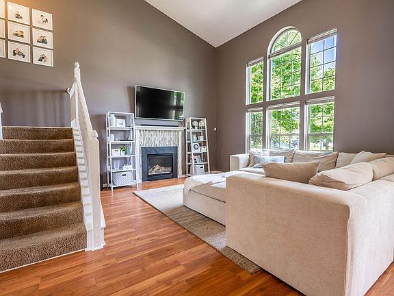4th image of 5839 Thorngate Dr