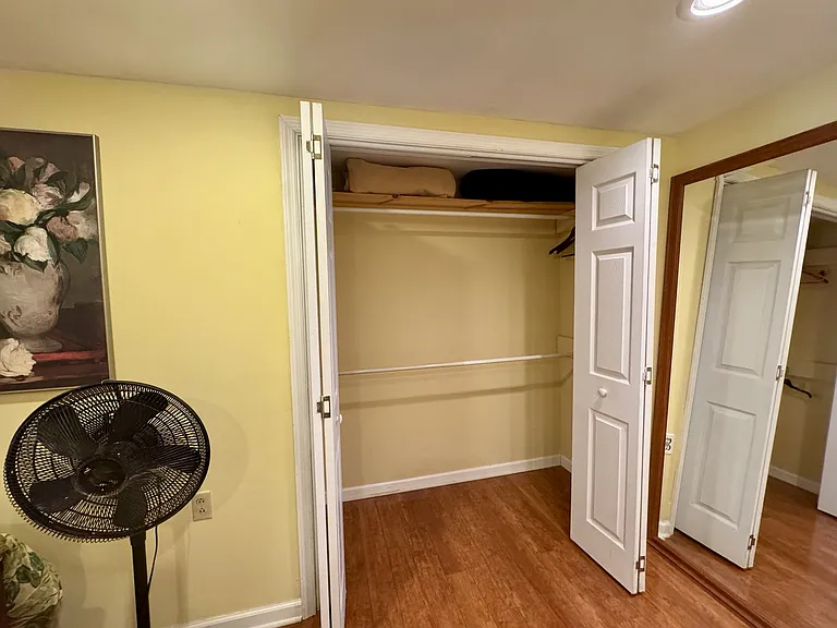 891 Leona Dr — Photo 6