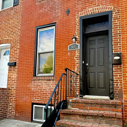 904 S Hanover St Photo 1