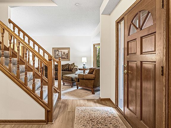 5th image of 1130 Dove Ct