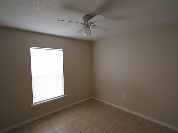 5th image of 1108 Najac Ln