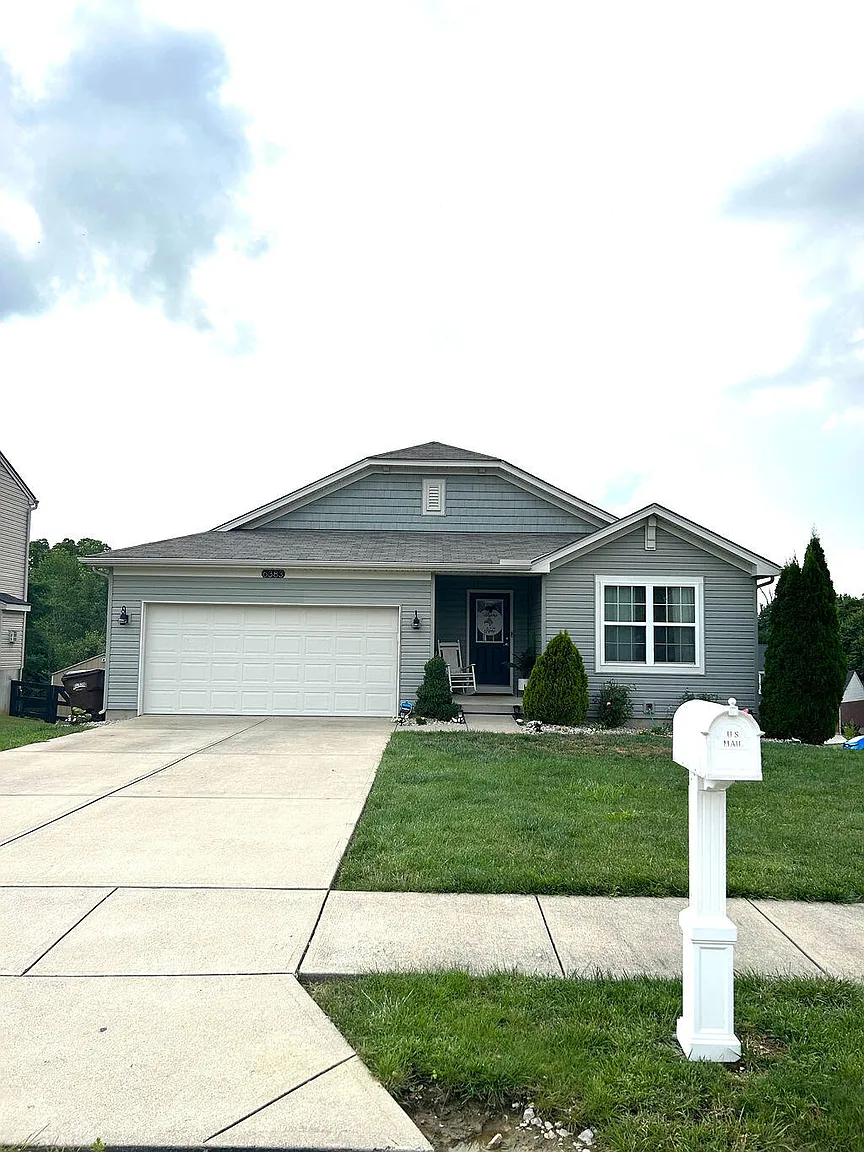 6383 Pembroke Dr photo 1