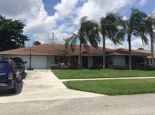 5291 Woodstone Cir W, Lake Worth, FL 33463