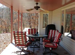 10514 Nani Rd, Wheatland, MO 65355