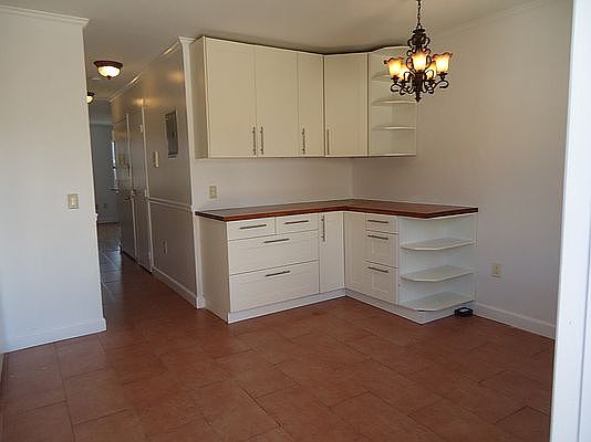 2nd image of 270 8th St #3