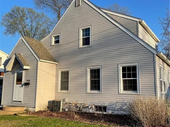 1216 4th Avenue, Menomonie, WI 54751