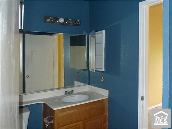 5th image of 2600 Avenida Del Vista Vis