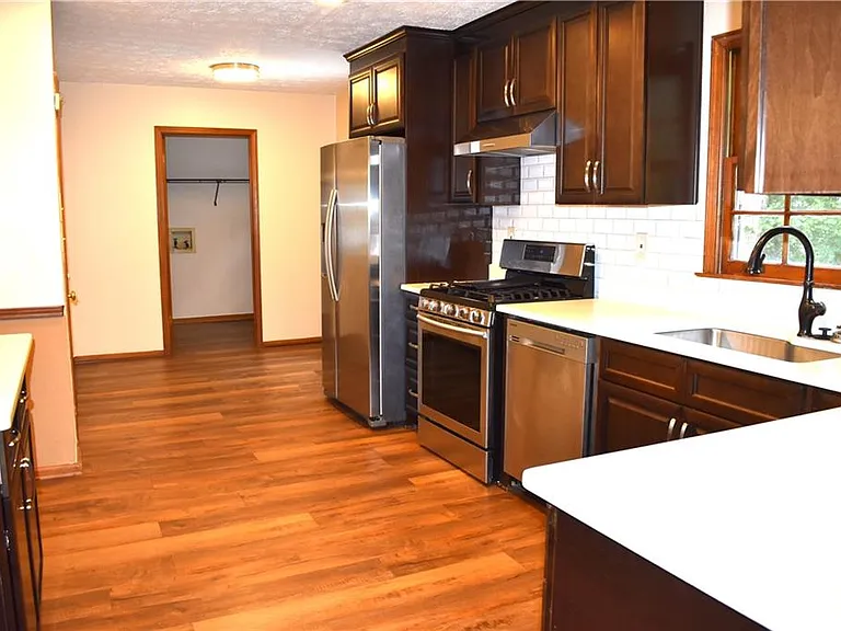 2264 Post Oak Dr — Photo 11