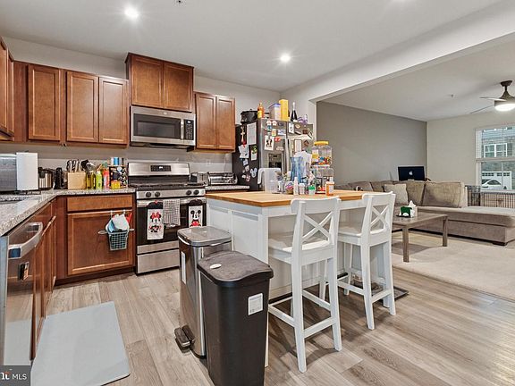 5th image of 154 Van Fleet Cir