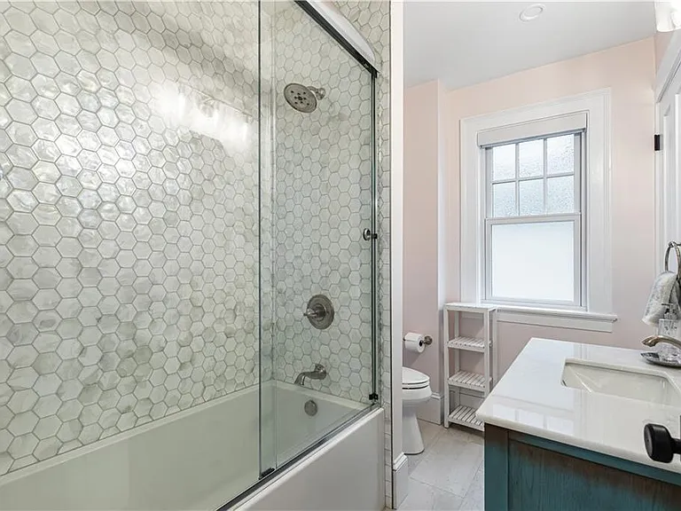 21 Bedlow Ave — Photo 18