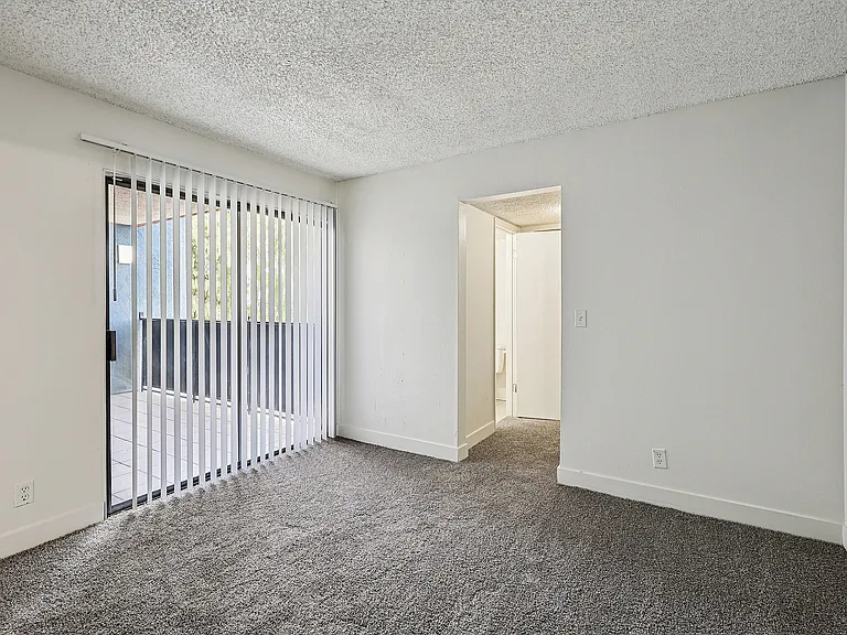Aspen Meadows — Photo 12
