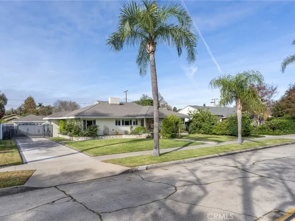 2310 N Flower St, Santa Ana, CA 92706