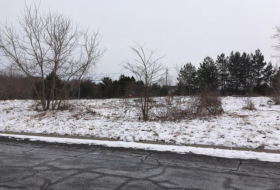 1st image of 4683 Country Club Dr