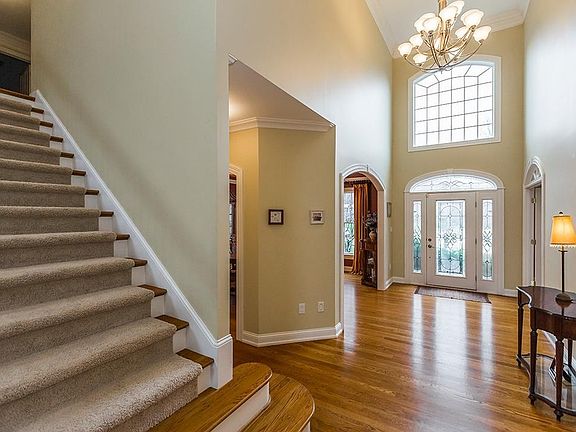 4th image of 1404 Tuscany Ln