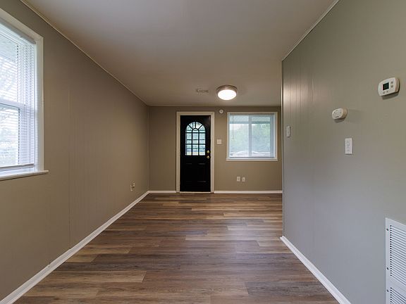 4th image of 1953 Forest Manor Ave