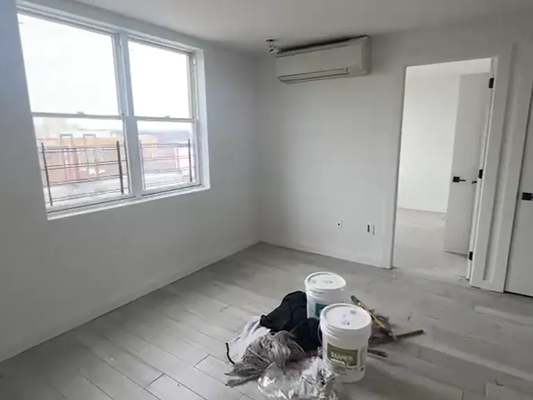 2785 Webb Ave #5A — Photo 8