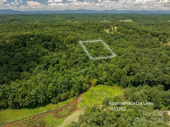 213 Plantation Dr, Rutherfordton, NC 28139